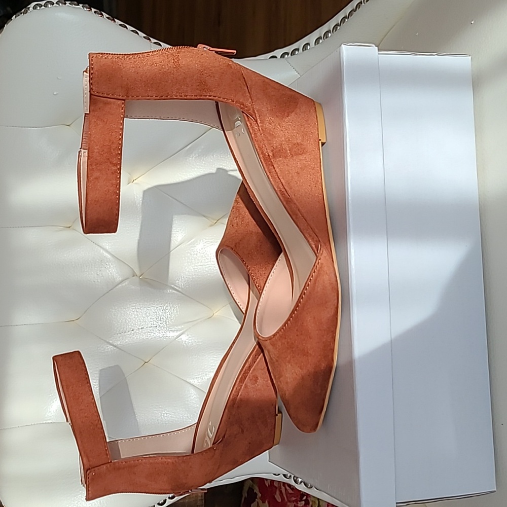 Wedge heels - Picture 2 of 6
